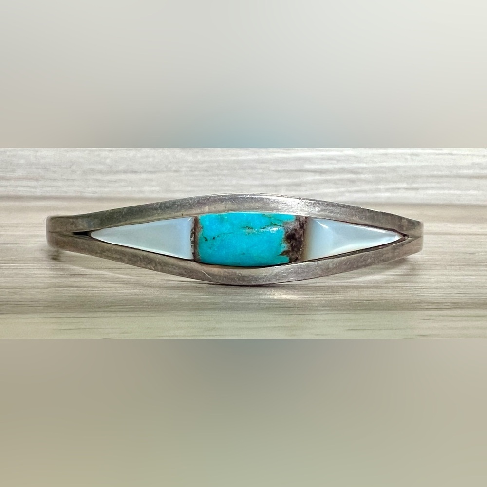 Vintage Handmade Native American Sterling Silver Turquoise & MOP Cuff Bracelet